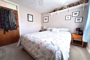 Bedroom - click for photo gallery